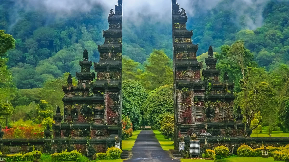 Luna de miel: Bangkok - Bali - Dubai y Singapur